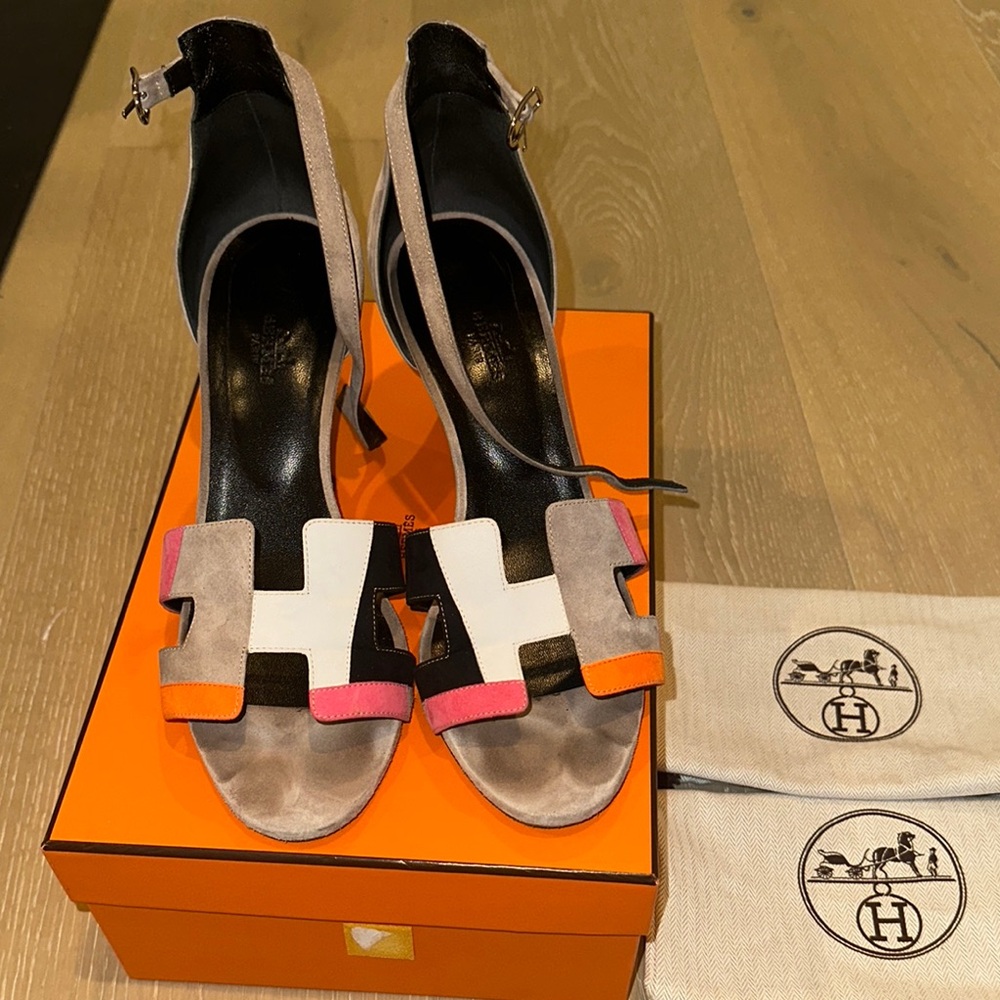 Authentic Hermes wedge- color block